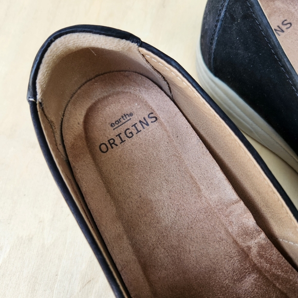 Earth Origins Elin Black Perforated Slip On Comfort Shoe Loafer - Size 9 - Picture 4 of 9